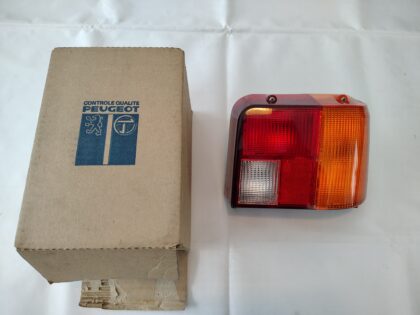 Peugeot 205 Achterlicht Axo Phase 1 (NOS)